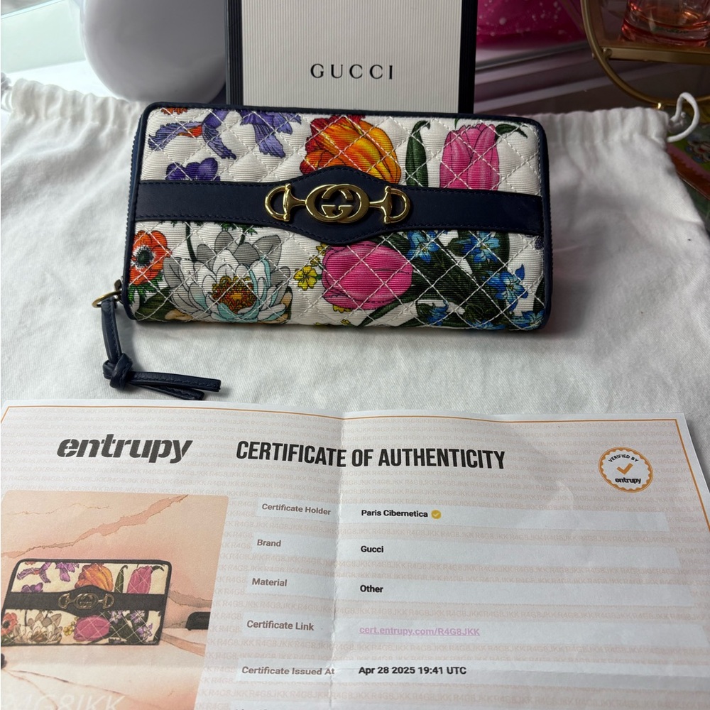 Gucci Floral Quilted Wallet with Gold Accents